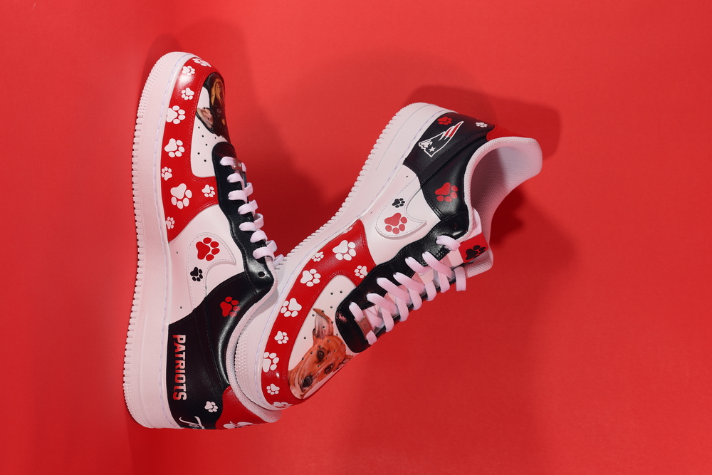 Sneaker – quarter viewrow pages_container mx-auto