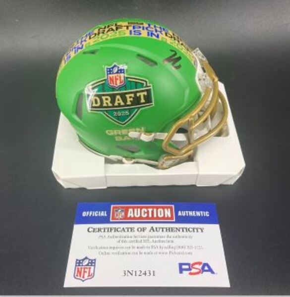 NFL - Eagles Jihaad Campbell Sigend NFL Draft Mini Helmet