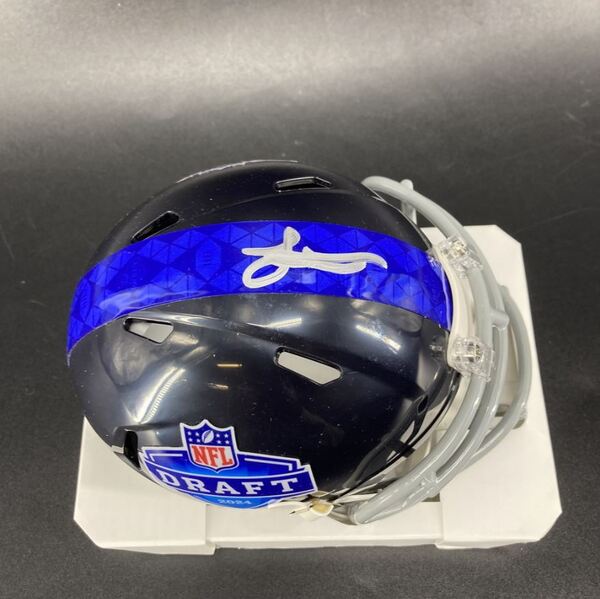 NFL - Colts Laiatu Latu Signed NFL Draft Mini Helmet