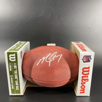 NFL - Eagles Michael Vick Signed Authentic Football