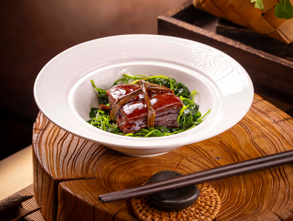 【Savoring Summer Mutton · Enjoying Life】Hilton Shanghai Hongqiao | King Hilton Executive + Laoqingtai Suzhou Mutton + Gubei Exploration