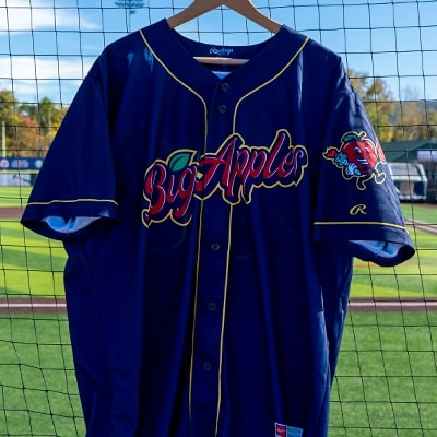#40 Greg Jones (In-Game Host) Size 46 - Game Used & Autographed Big Apples Jersey
