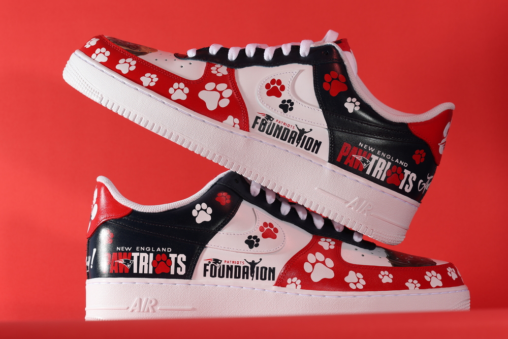 Sneaker – quarter viewrow pages_container mx-auto