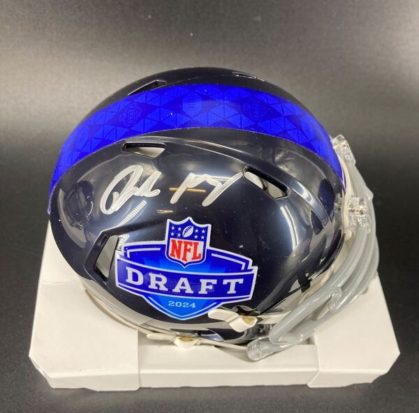 NFL - Patriots  Drake Maye  Signed NFL Draft Mini Helmet