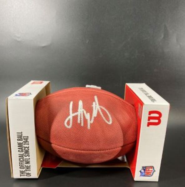 NFL - Giants Jalin Hyatt Signed Authentic Football
