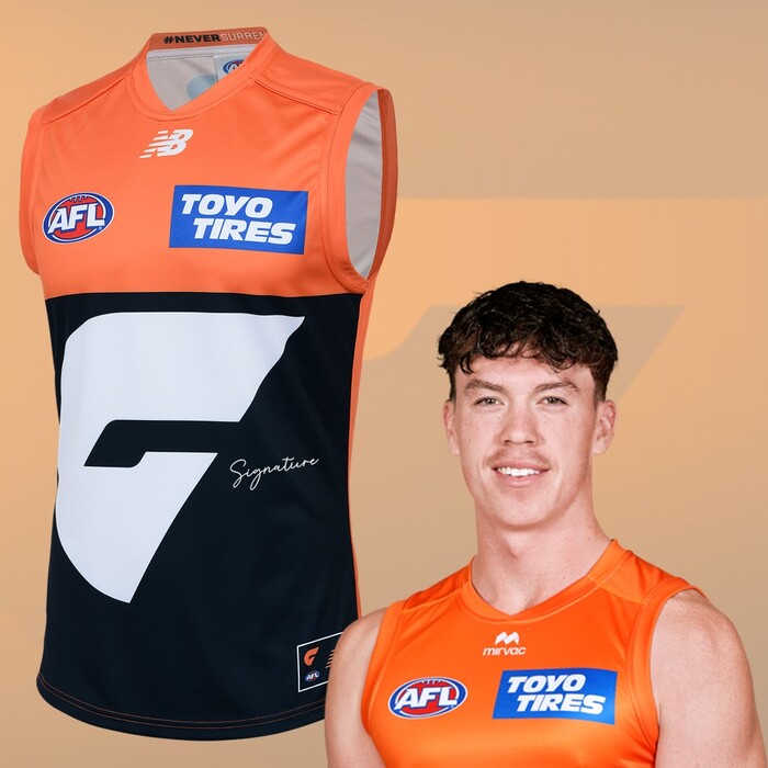 Logan Smith #36 GWS GIANTS 2025 Home Player-Issue Guernsey