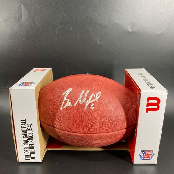 NFL - Buccaneers Baker Mayfield Signed Authentic Football