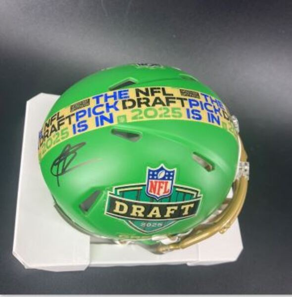 NFL - Packers Mathew Golden Signed NFL Draft Mini Helmet