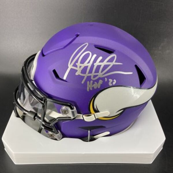 HOF - Vikings Steve Hutchinson Signed Mid-Size Helmet