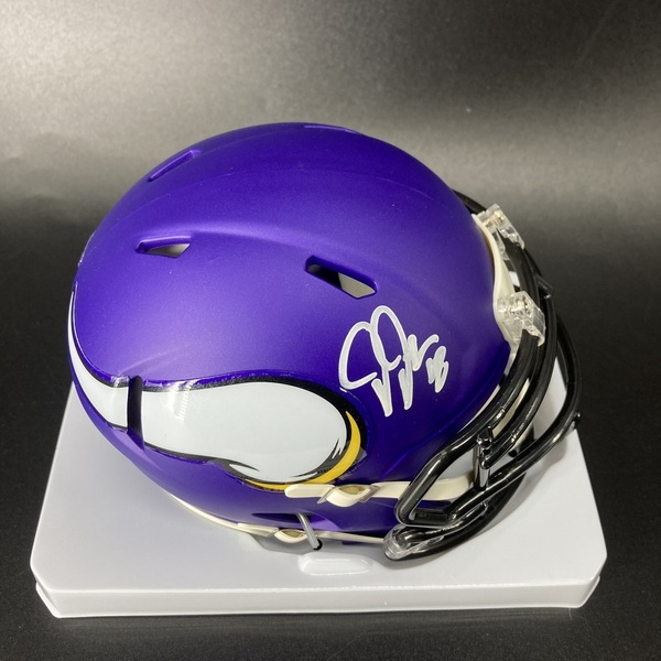 NFL - Vikings Justin Jefferson Signed Mini Helmet