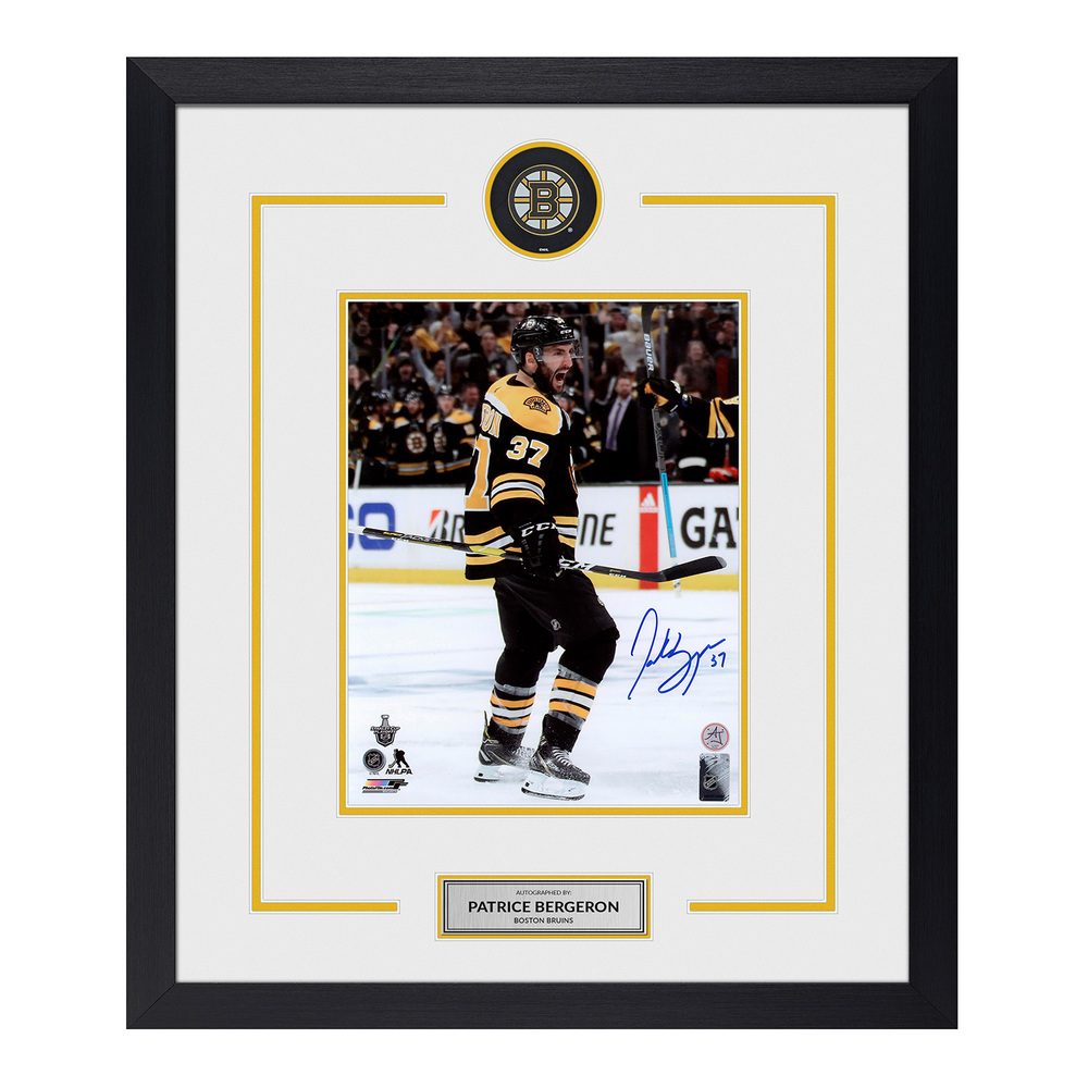 Patrice Bergeron Signed Boston Bruins Puck Logo 23x27 Frame