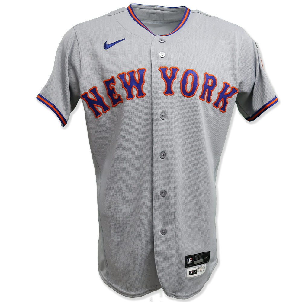 Craig Kimbrel #46 - Game-Used Jackie Robinson Day Jersey and Hat