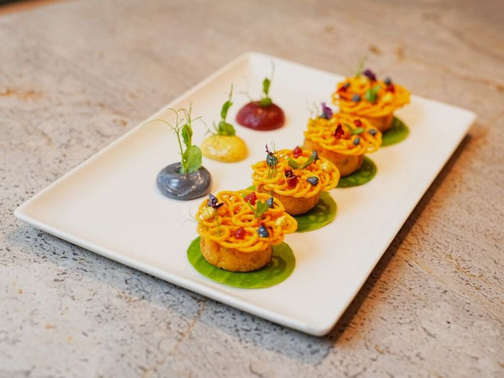 The Curated Table: A Gourmet Experience