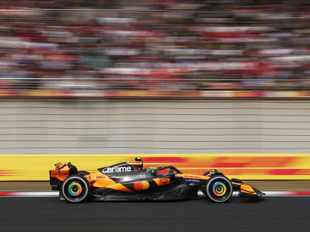 McLaren F1® Team VIP Experience in Australia: Saturday Qualifying