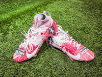 MCMC - Michael Vick Custom Cleats - Supporting Achieving Vicktory Founda...