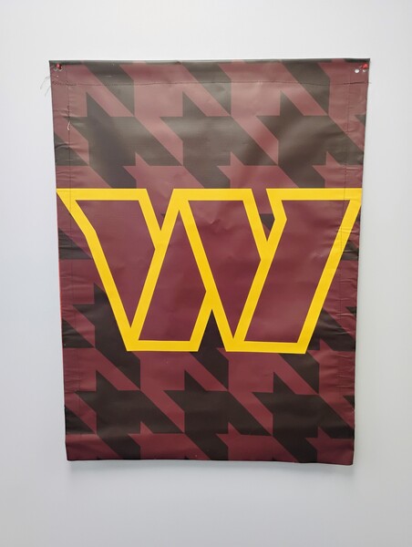 Commanders Logo - Madrid Games Banner (35x47)