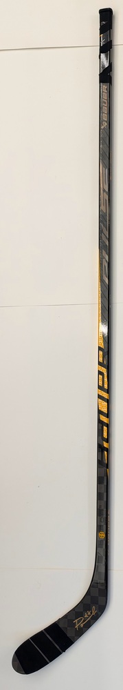 #88 David Pastrnak Game Used Stick - Autographed - Boston Bruins