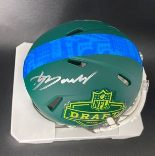 NFL - Jets David Bailey Signed NFL Draft Mini Helmet