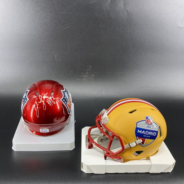 Madrid Game - Commanders Jaylin Lane Signed Mini Helmet + Madrid Mini He...