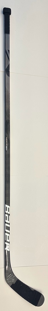 #77 Victor Hedman Game Used Stick - Autographed - Tampa Bay Lightning