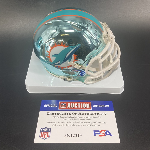 NFL - Dolphins Kenny Stills Signed Chrome Mini Helmet