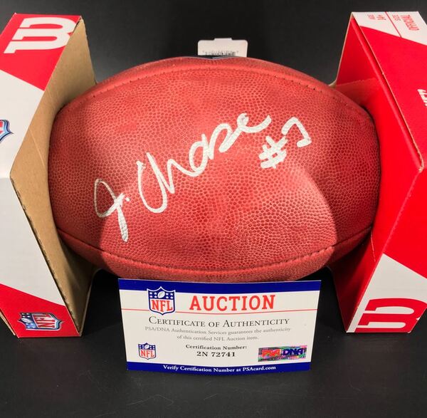 NFL - Bengals Ja'Marr Chase Signed Authentic Football with 2021 Draft Logo