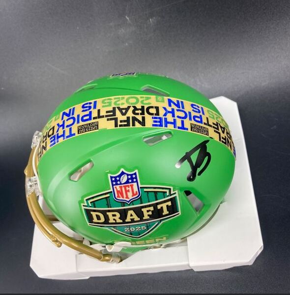 NFL - Raiders Jack Bech Signed NFL Draft Mini Helmet