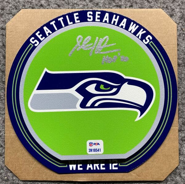 HOF - Seahawks Steve Hutchinson Signed 3D Metal Wall Art (8x8)