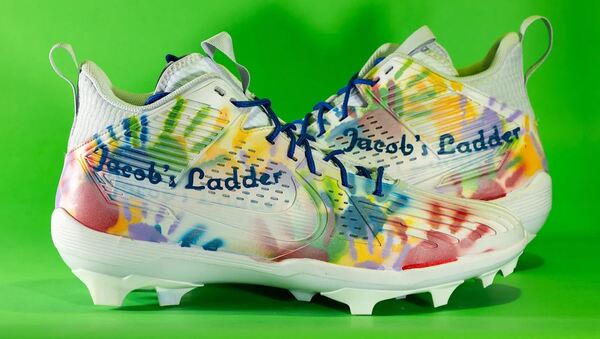 MCMC - Patriots Ben Brown signed - game worn 2025 Custom Cleats - Suppor...