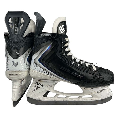 Photo of 25-26 Game-Used Bauer Hockey Skates - David Pastrnak 
