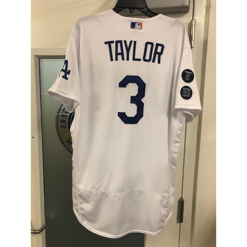 Chris Taylor Authentic Game Used Jersey vs Astros - Size 42