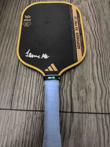 Photo of Jaume Martinez Vich Match Used Signed Paddle