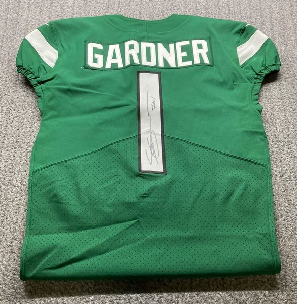 NFL - Jets Sauce Gardner Signed Authentic Jersey Size 42