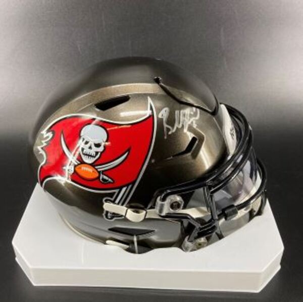 NFL - Buccaneers Baker Mayfield Signed Mid Size Helmet