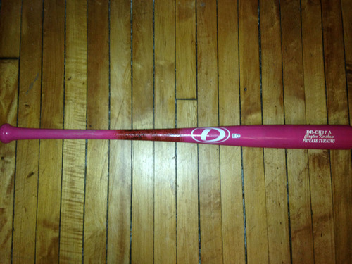 mlb pink bats