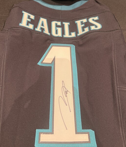 Makai Lemon Autographed Eagles Draft Jersey - 1st NFL Auction official s...