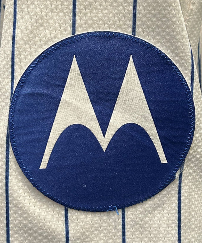 Mike Tauchman Game-Used Jersey - Features Cubs for a Cure Patch