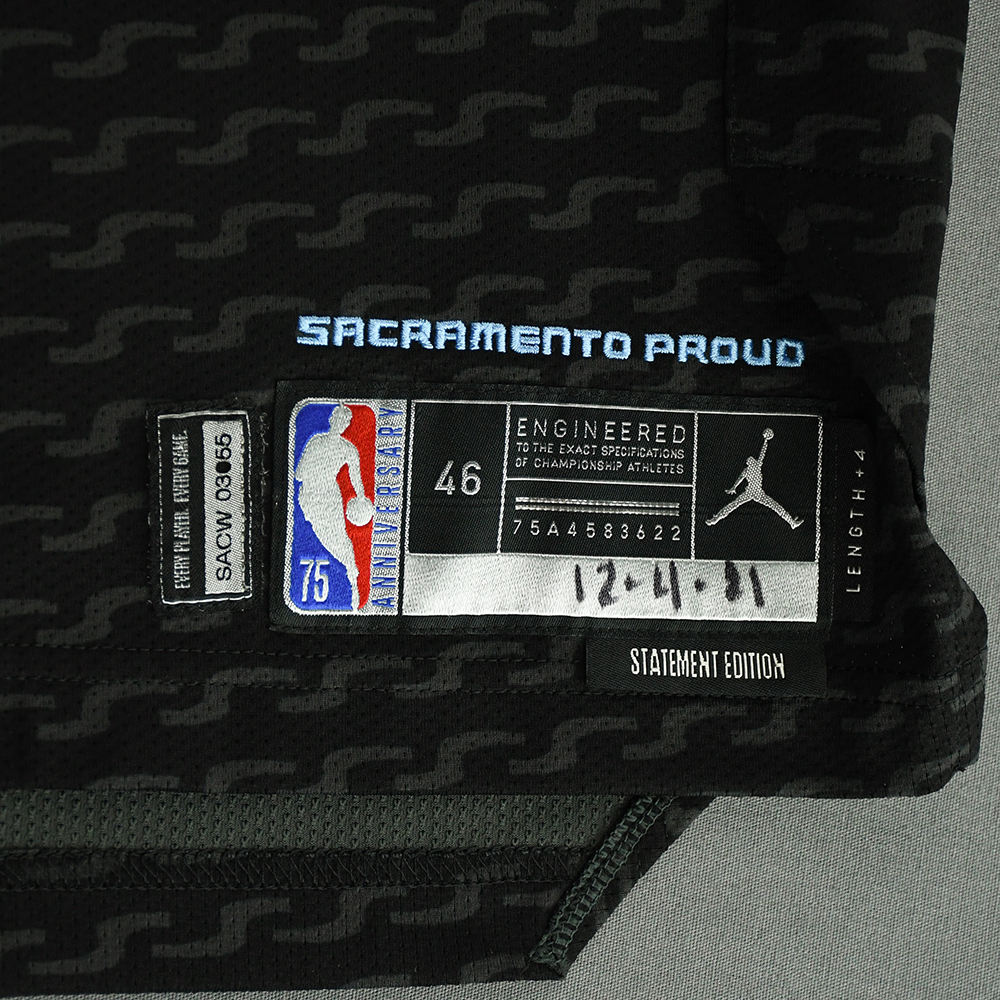 Tyrese Haliburton Sacramento Kings GameWorn Statement Edition