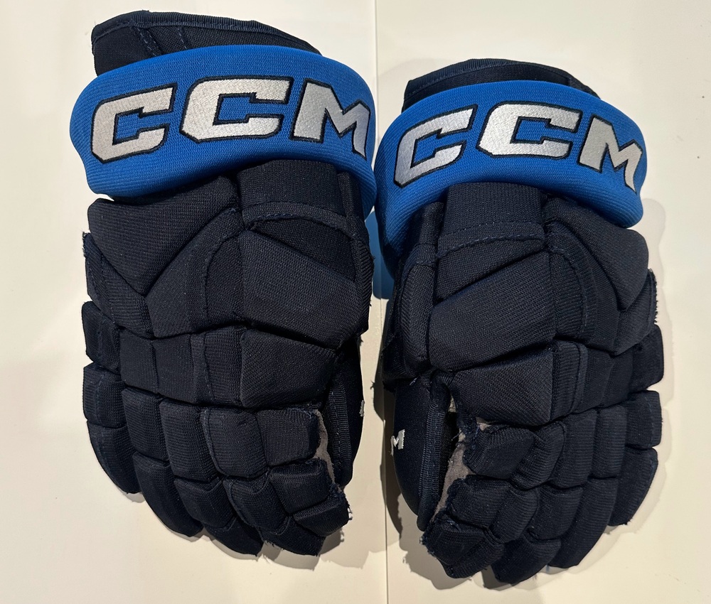 #81 Kyle Connor Game Used Gloves - Winnipeg Jets
