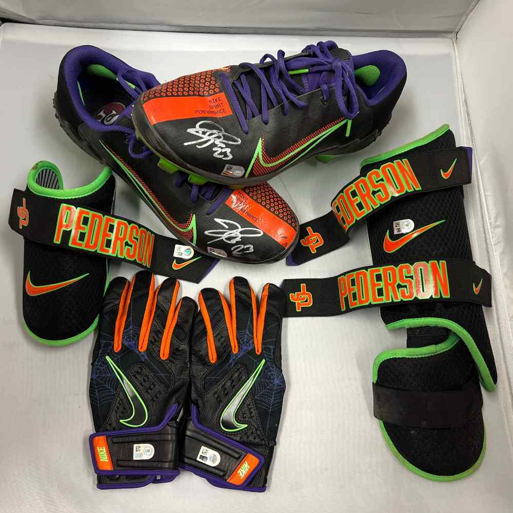 The official auction site of Giants Auctions | San Francisco