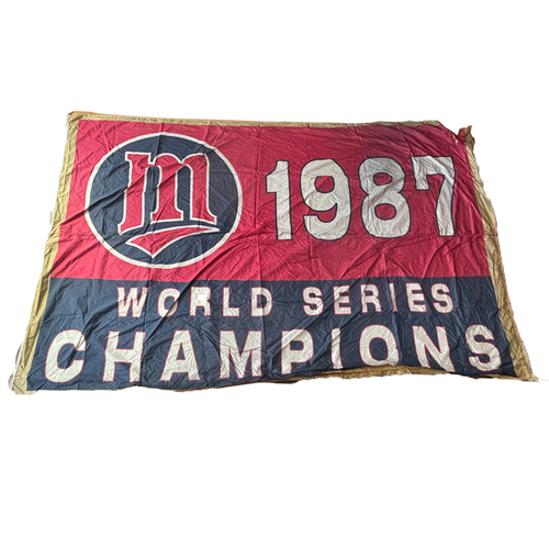 Minnesota Twins: Team Issued 1987 World Series Champions