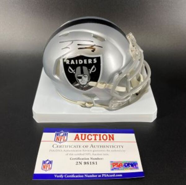 NFL - Raiders Tre Tucker Signed Mini Helmet