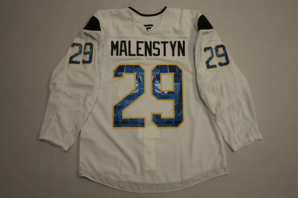 Beck Malenstyn 2025-26 Buffalo Sabres Pride Night Jersey