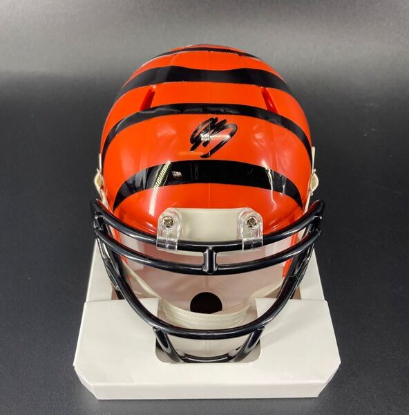 NFL - Bengals Jermaine Burton Signed Mini Helmet