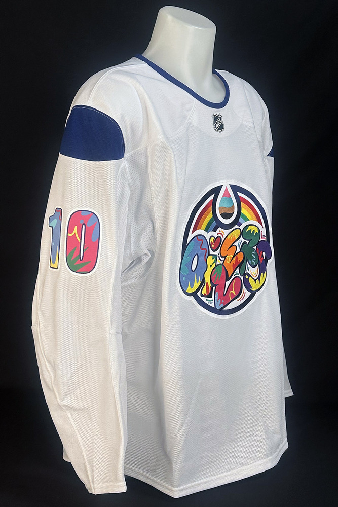 Trent Frederic #10 - Autographed 2025-26 Edmonton Oilers Celebrating Pride Night Ltd Edition Fanatics Practice Jersey (Autographed Only / Not Worn)
