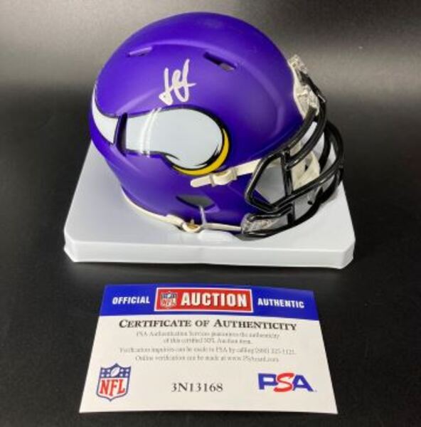 NFL - Vikings Justin Jefferson Signed Mini Helmet