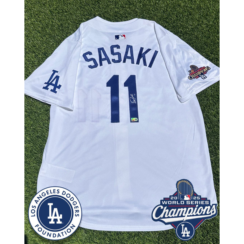 2025 Roki Sasaki Autographed and MLB Authenticated Jersey - Size M