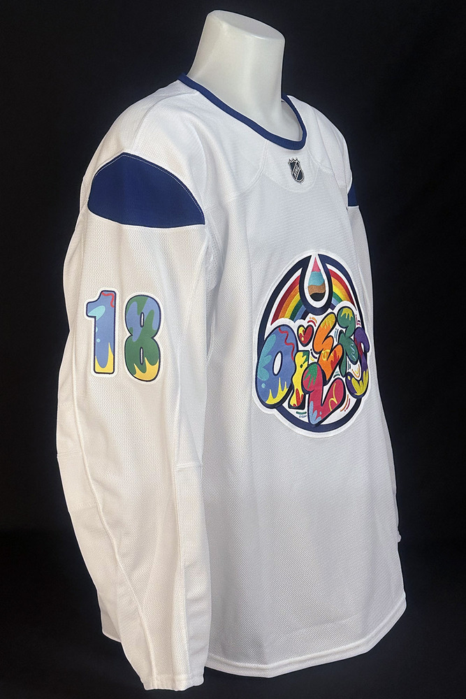 Zach Hyman #18 - Autographed 2025-26 Edmonton Oilers Celebrating Pride Night Ltd Edition Fanatics Practice Jersey (Autographed Only / Not Worn)