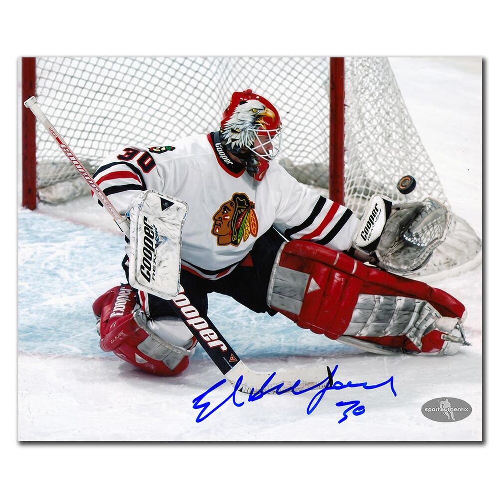 Ed Belfour Autographed Chicago Blackhawks 8x10 Photo - Glove Save