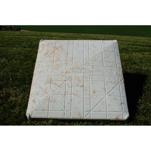 Game-Used or Autographed 7 3/8 | MLB Auctions